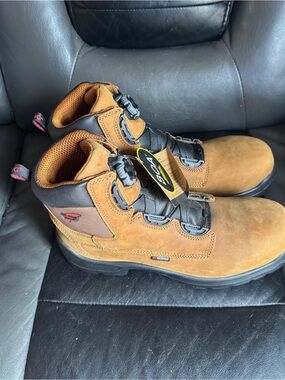 Red Wing Men’s FlexBond Safety Tor Boots